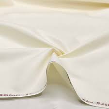 8 POUND BOSKI- QUALITY GUARANTEED Off White